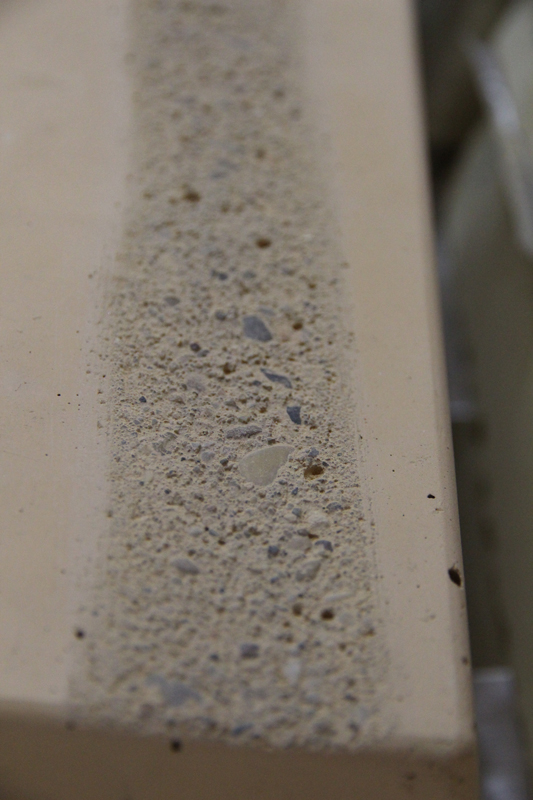 Formulation de matériaux en terre coulée pour la gare de Nimes Manluel avec l&#039;AREP – amàco