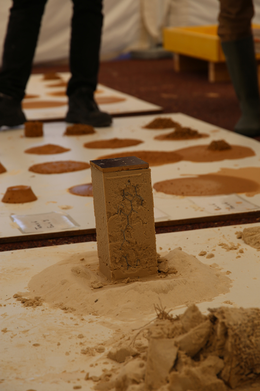 Deuxième édition de la formation professionnelle Construire en terre coulée à Chatenay-Malabry – crédits : amàco