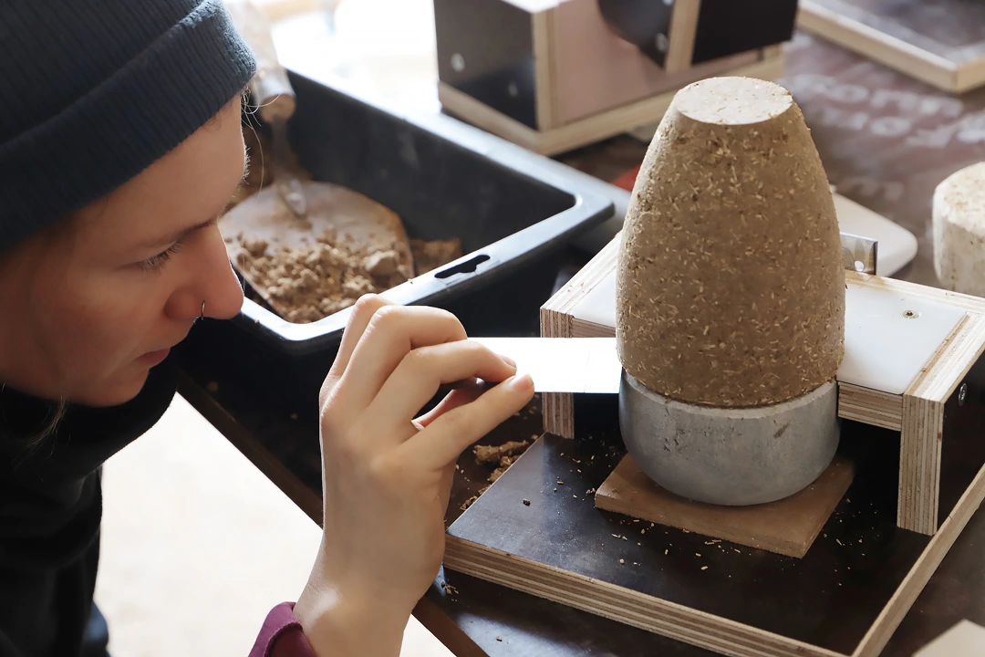 Design d’objets et mobiliers en terre crue – du 3 au 7 novembre 2025